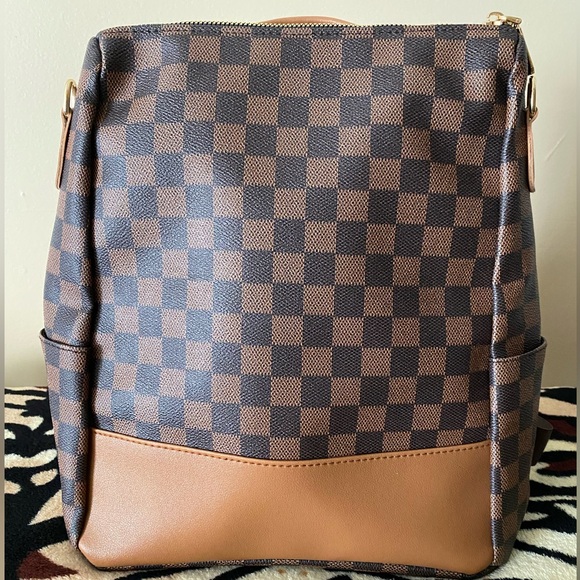 New Brown Faux Pebbled Leather Backpack - Picture 8 of 9